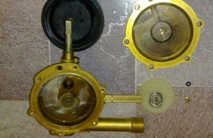 Почему газовая колонка не греет воду: диагностика неисправностей и методы их устранения Почему газовая колонка не греет воду: диагностика неисправностей и методы их устранения