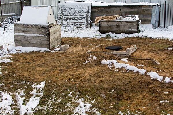 Водоснабжение частного дома своими руками: правила обустройства и лучшие схемы Водоснабжение частного дома своими руками: правила обустройства и лучшие схемы