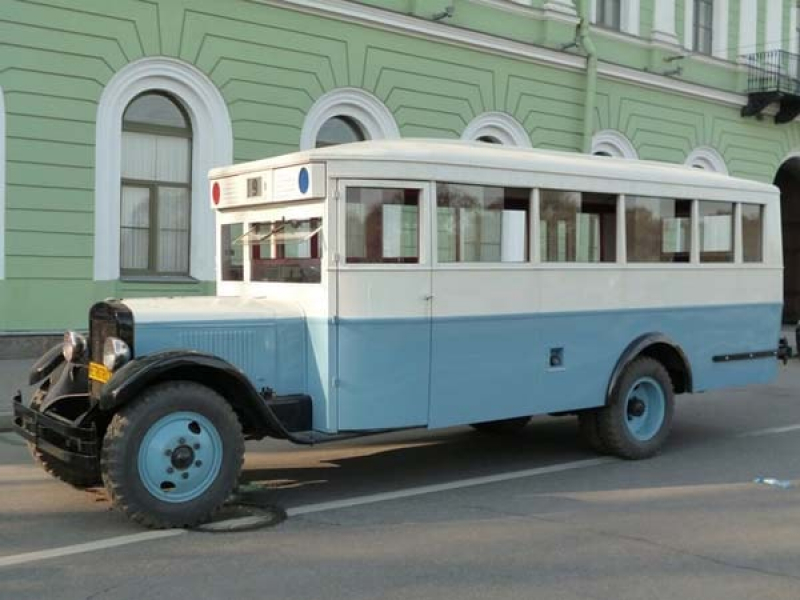 Реставрация ЗИС-8 городской автобус ЗИС-8 фото